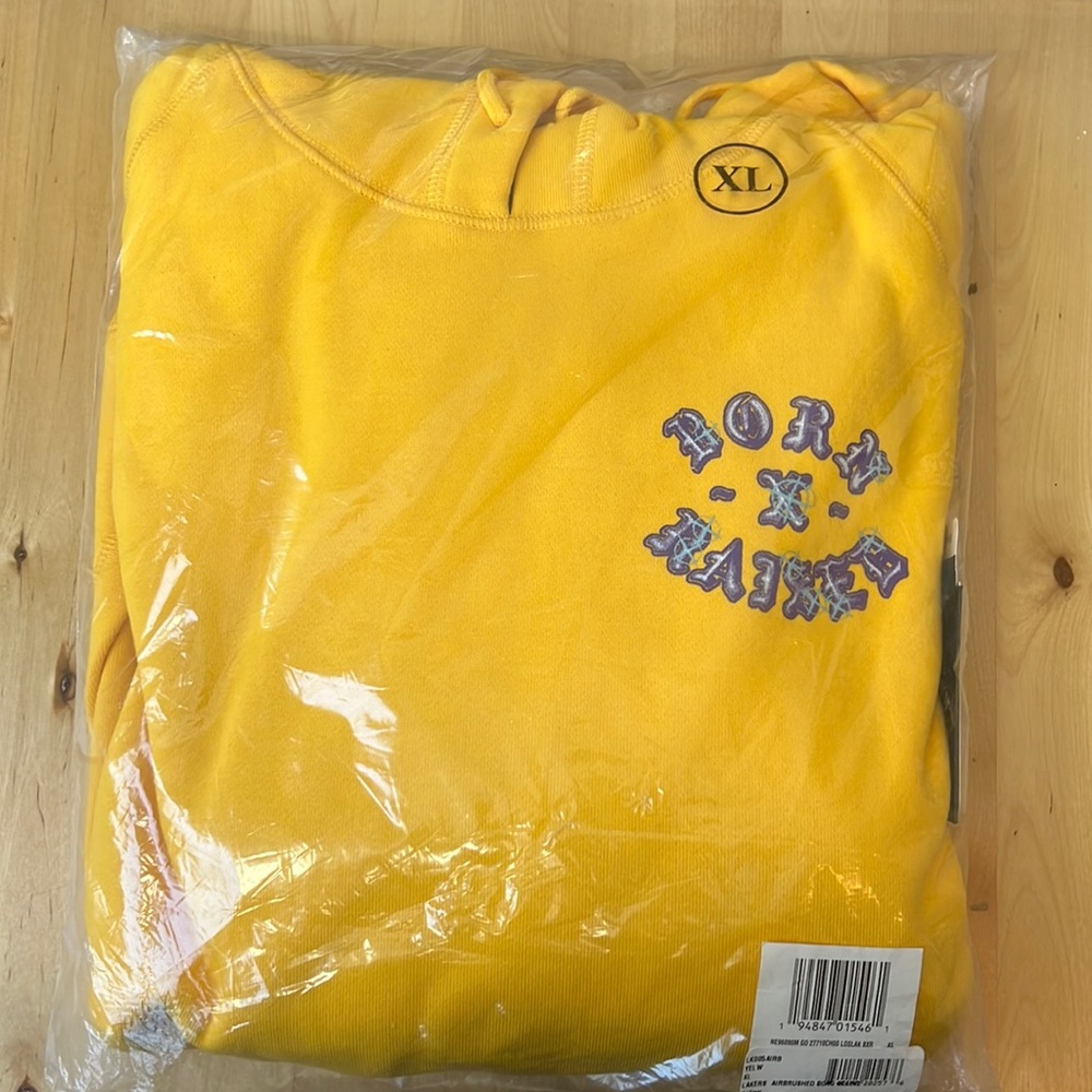 Lakers yellow airbrushed Born and Raised long sleeve hooded sweatshirt size XL